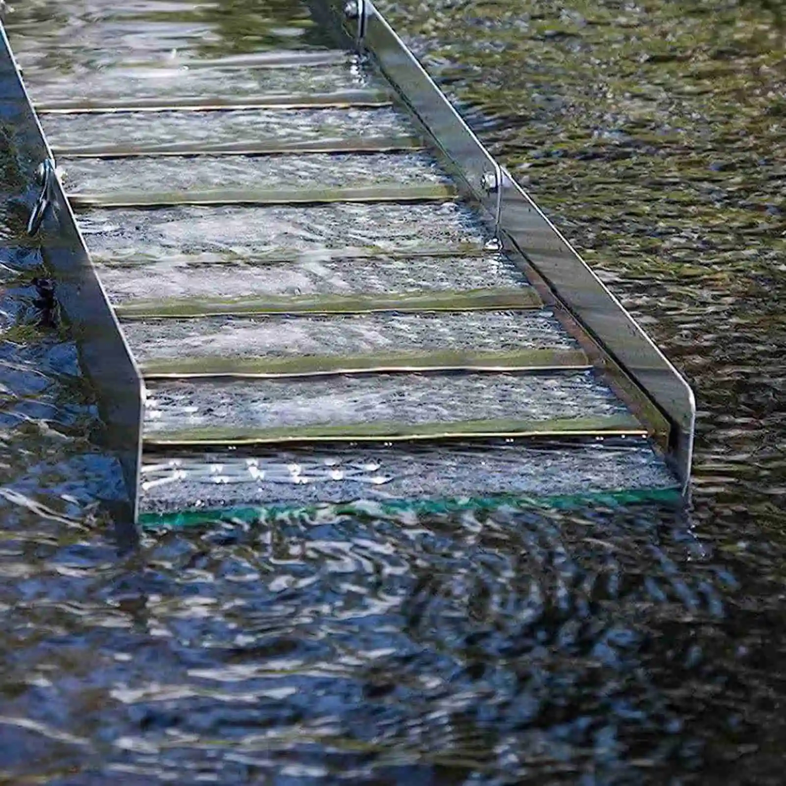 Folding Gold Sluice Box — Aluminium Alloy Portable Chute for Gold Mining, Panning & Prospecting - Image 3